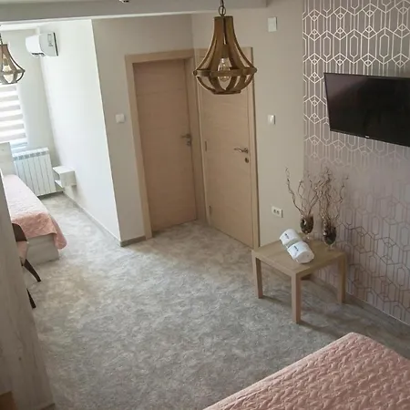 Mehana Apartmani Leskovac  Exteriör bild