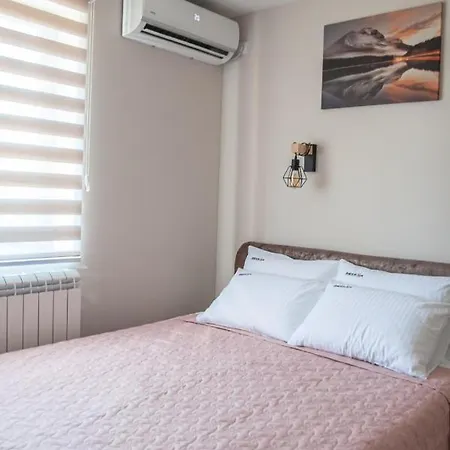 Mehana Apartmani Leskovac  Exteriör bild