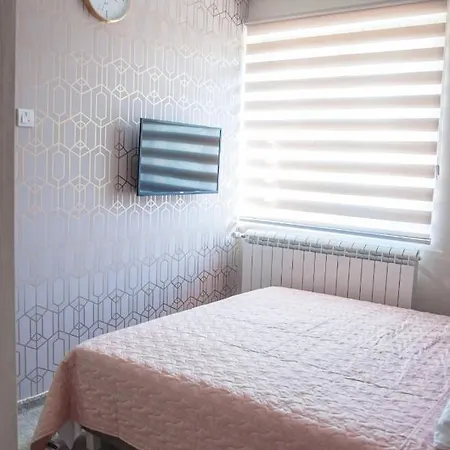 Mehana Apartmani Leskovac  Exteriör bild