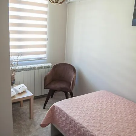 Mehana Apartmani Leskovac  Exteriör bild