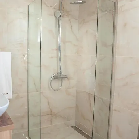 Mehana Apartmani Leskovac  Exteriör bild